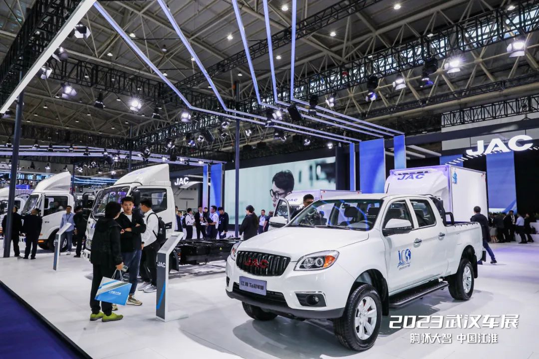 101650050hel.jpg 101650050hel.jpg