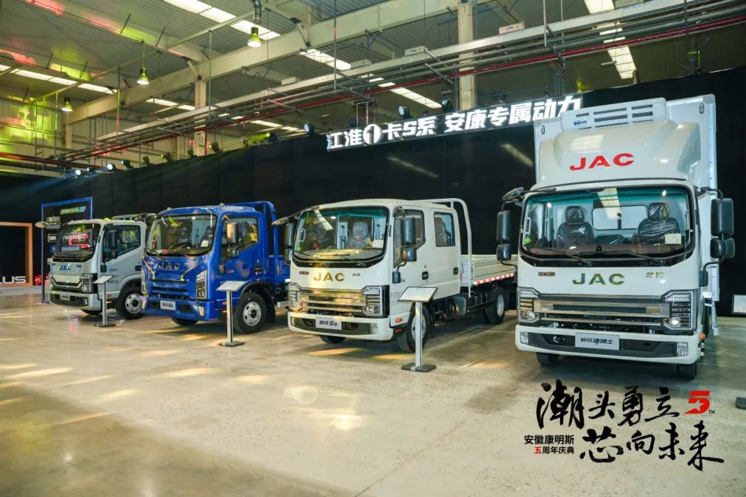 04114455qh4b.jpg 04114455qh4b.jpg